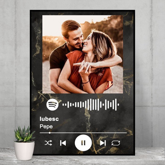 Tablou Spotify Glass personalizat cu poza si melodia preferata B8 - Tablorama.ro